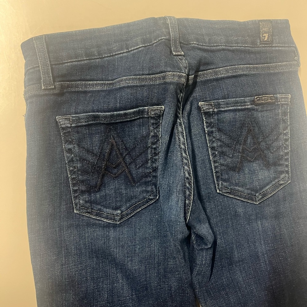 7 For All Mankind 
FAMK Jeans Women junio
‘A’ Pocket 
size 26 short hem 
stretch